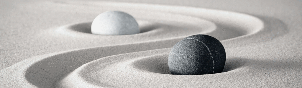 Aromatherapy massage at Yinyang Spa Dubai promoting relaxation and mental wellness for World Mental Health Day 2025.